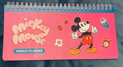 Planificador semanal Mickey Mouse Miniso - miniatura 1