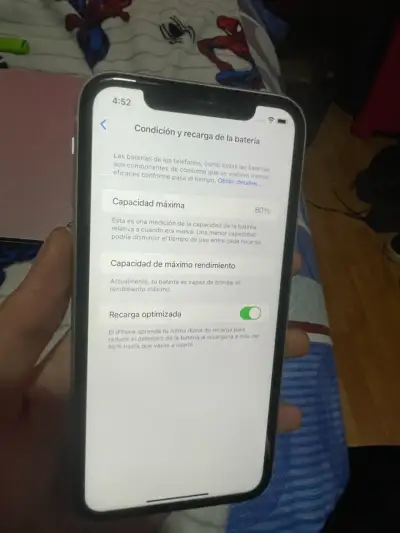iPhone XR 128GB Blanco en Buen Estado - miniatura 4
