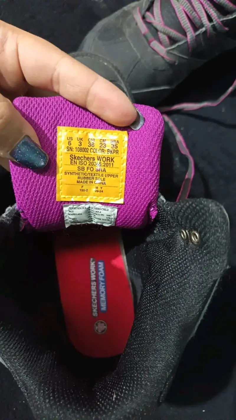 Zapato de seguridsd Skechers negras - 2