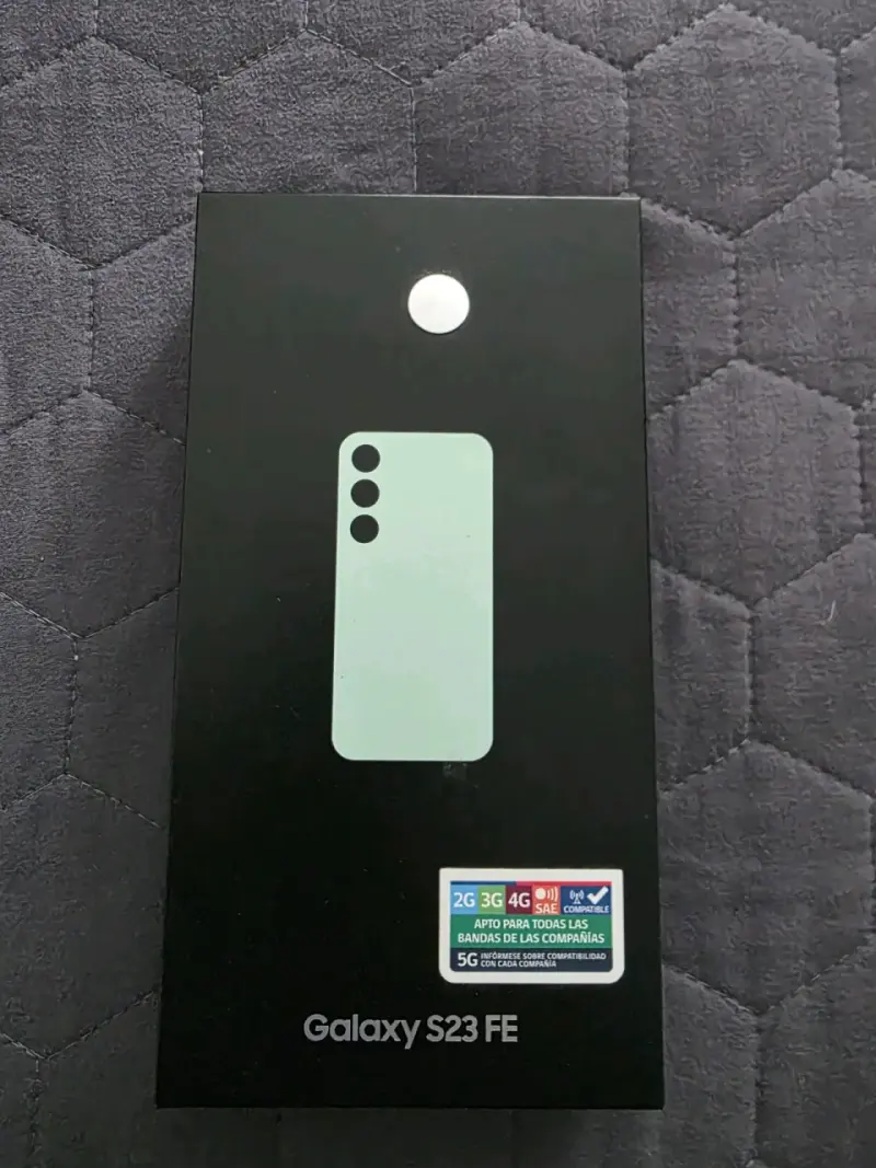 Samsung Galaxy S23 FE nuevo en caja - 1