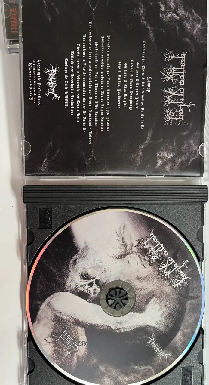 CD de música metal oscuro - 2
