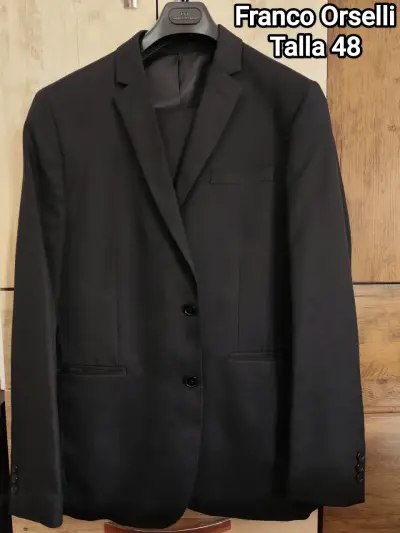 Traje negro Franco Orselli talla 48 - miniatura 1