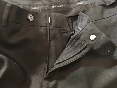 Traje negro Franco Orselli talla 48 - miniatura 3