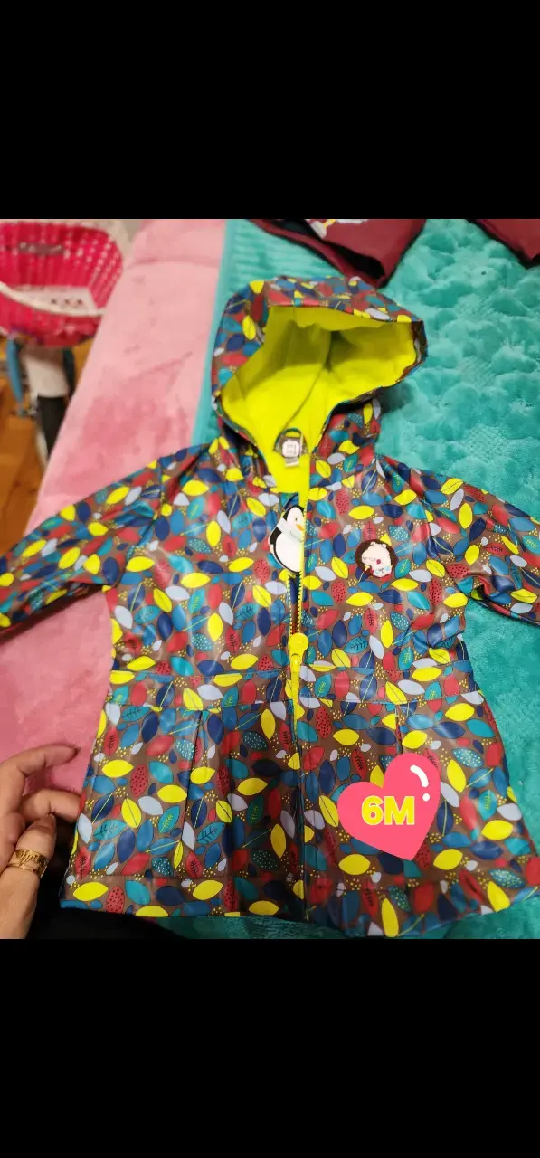 Chaqueta de bebé reversible 6M colorida - 2