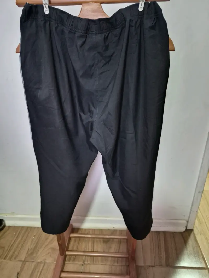 Pantalones deportivos negros Reebok para hombre - 2