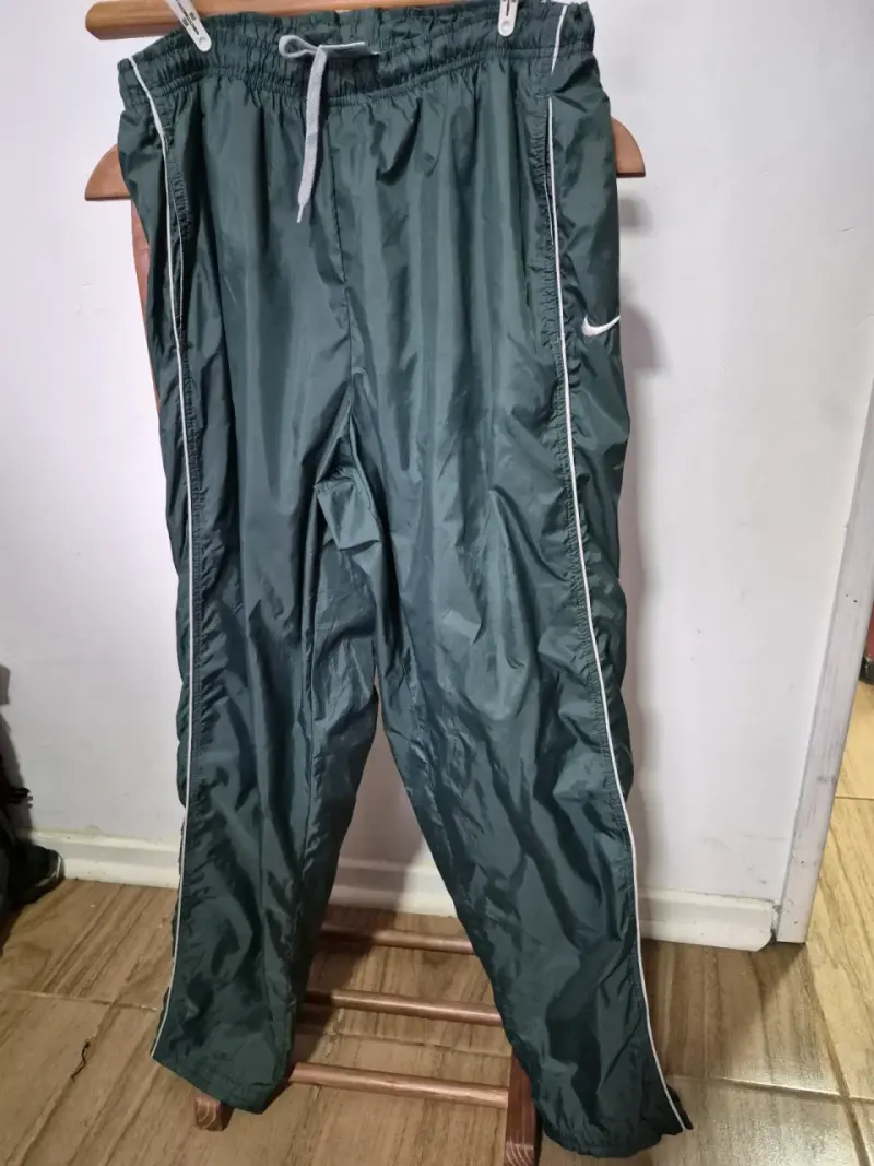 Pantalones deportivos Nike verde oscuro - 1