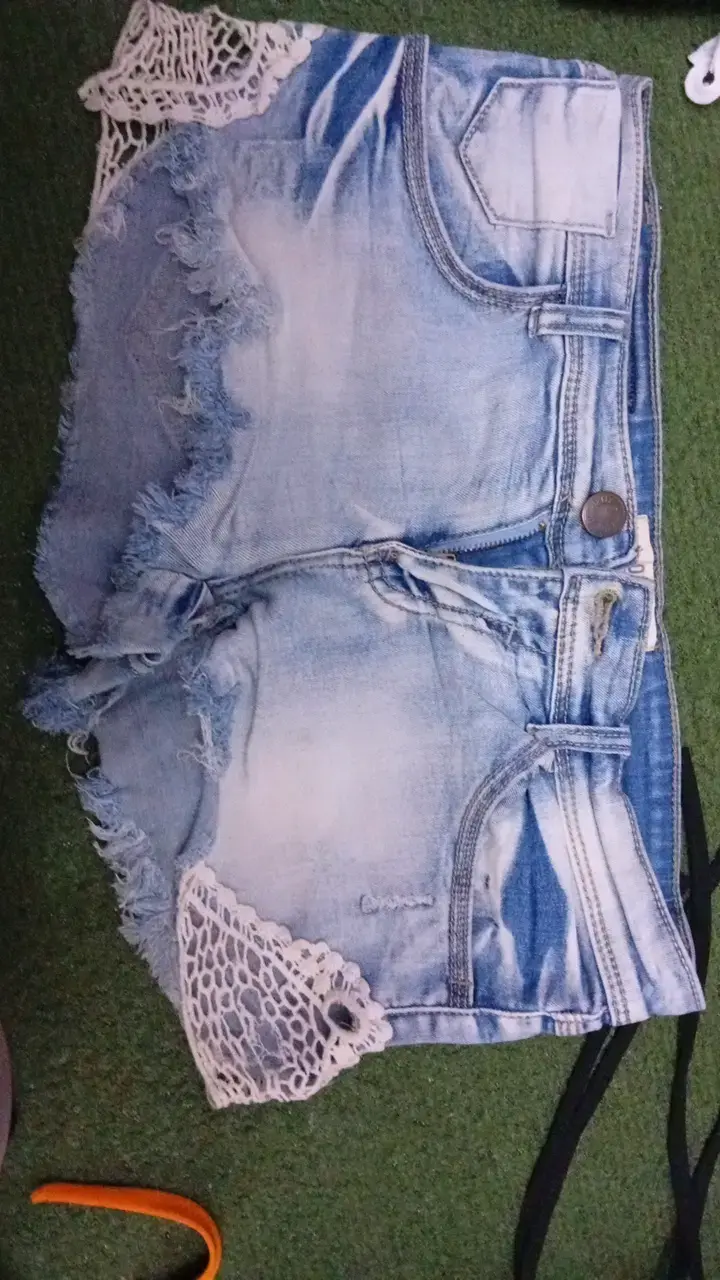 Shorts de mezclilla desgastados para mujer - 3