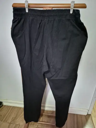Pantalones deportivos negros Champion talla L - miniatura 2