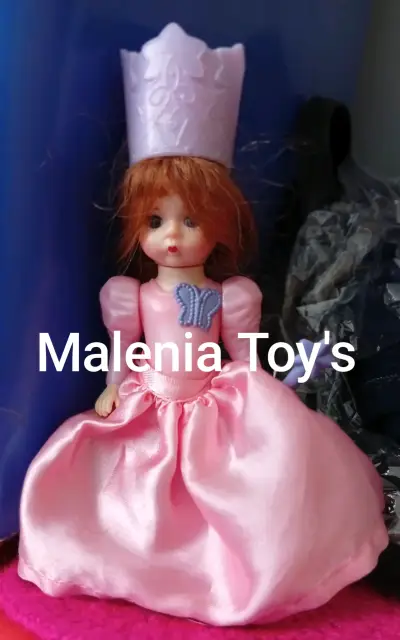 Muñecas de colección Madame Alexander - miniatura 4