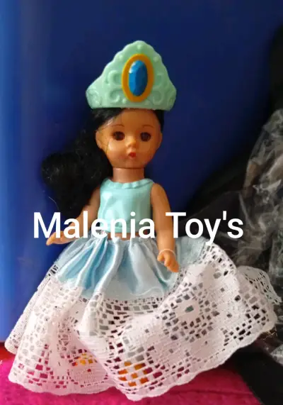 Muñecas de colección Madame Alexander - miniatura 5