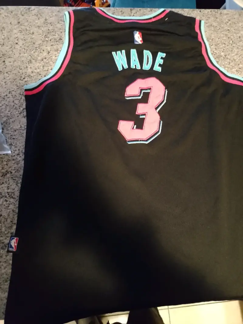 Camiseta de baloncesto Miami Heat Wade - 3