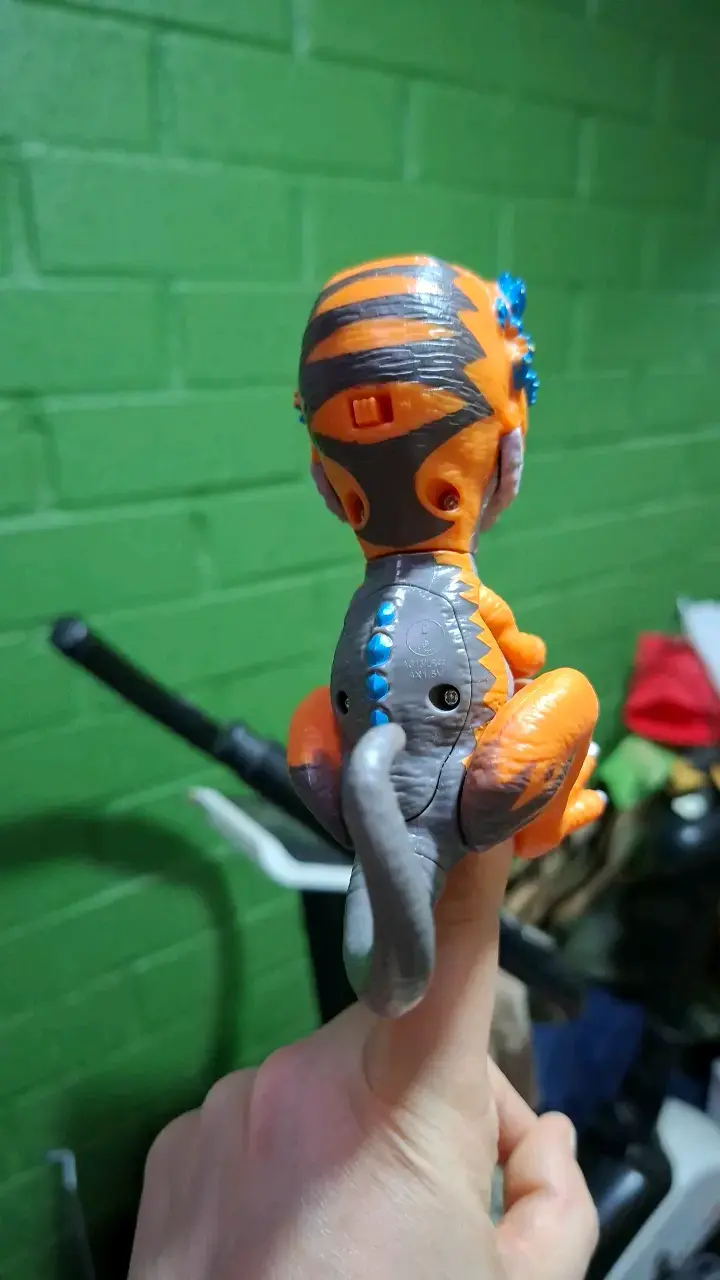 Figura de dinosaurio juguete interactivo - 3