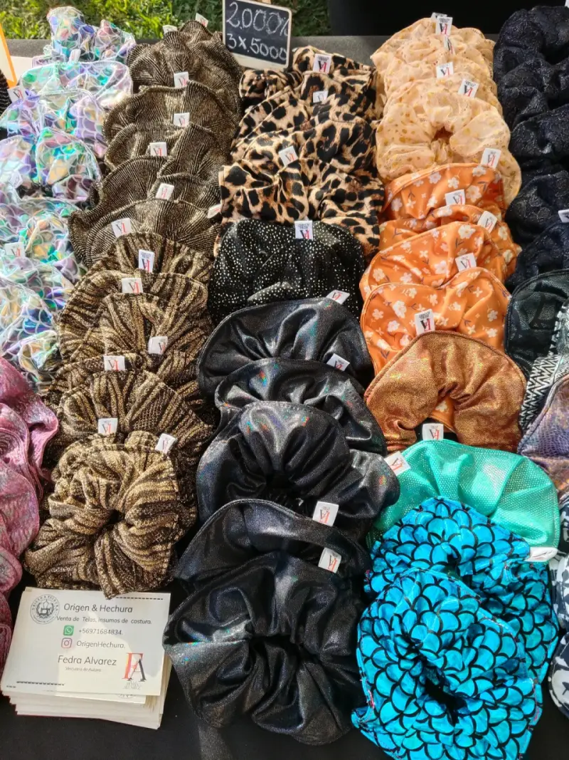 Colección de Scrunchies de Tela Variados - 1