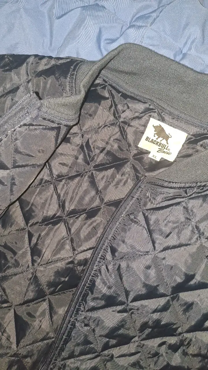 Chaqueta acolchada negra Black Bull - 2