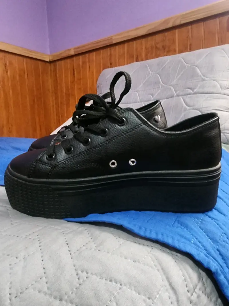 Zapatillas negras con plataforma para mujer - 2