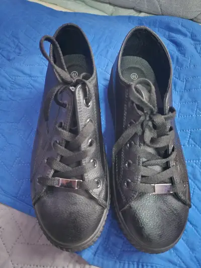 Zapatillas negras con plataforma para mujer - miniatura 4