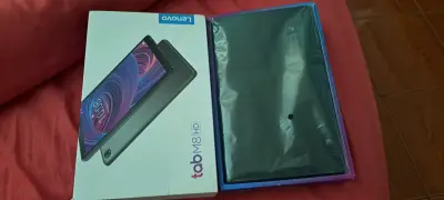 Tablet Lenovo Tab M8 HD nueva en caja - miniatura 2
