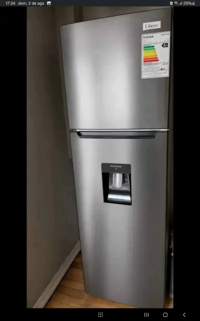 Refrigerador Libero 248L con Dispensador de Agua - miniatura 3