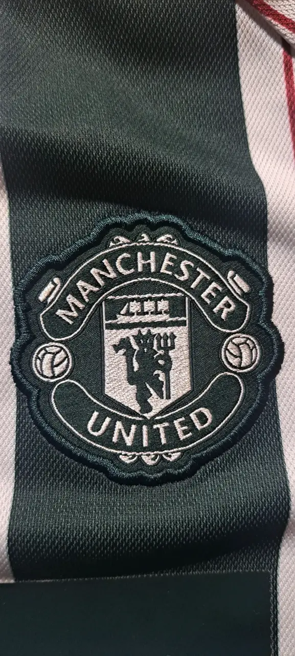 Camiseta Manchester United Adidas niño talla 13/14 - 3