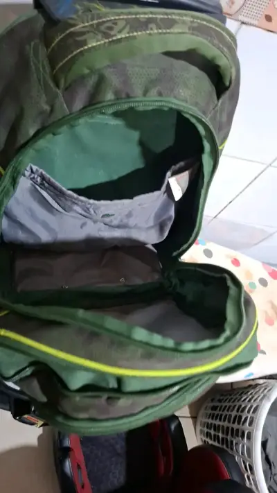 Mochila escolar Head con diseño de dinosaurio - miniatura 4