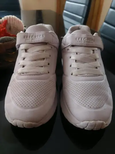 Zapatillas blancas skechers - miniatura 1