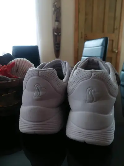 Zapatillas blancas skechers - miniatura 3