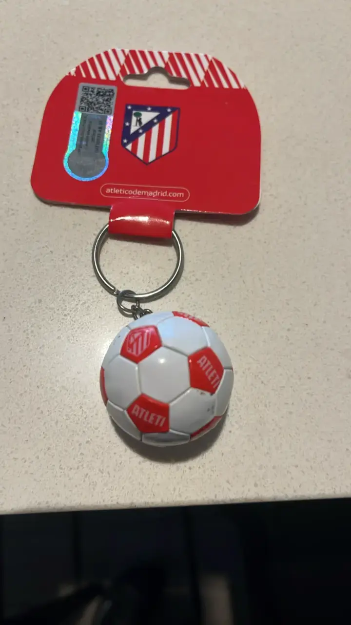 Llavero Atlético de Madrid con pelota - 2