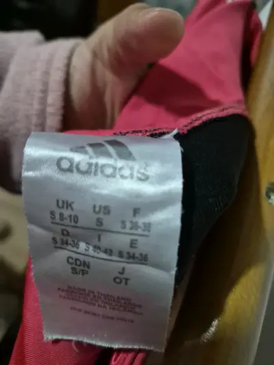 Leggings deportivos Adidas negros y rosados - miniatura 3