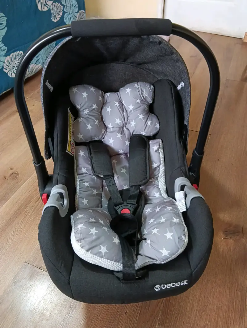 Silla de Auto Bebesit para Bebé con Estrellas - 1