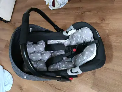 Silla de Auto Bebesit para Bebé con Estrellas - miniatura 2