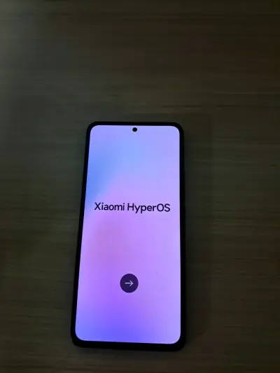Smartphone Xiaomi Redmi Note 14 con cámara de 108MP - miniatura 2