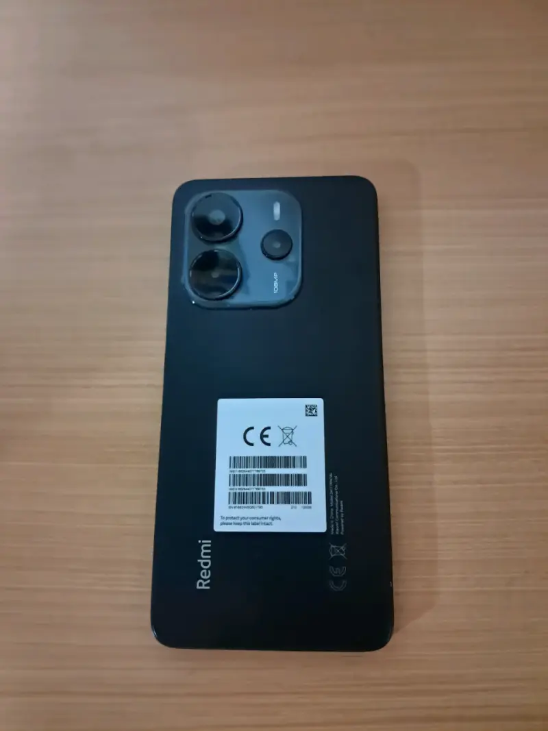 Smartphone Xiaomi Redmi Note 14 con cámara de 108MP - 3