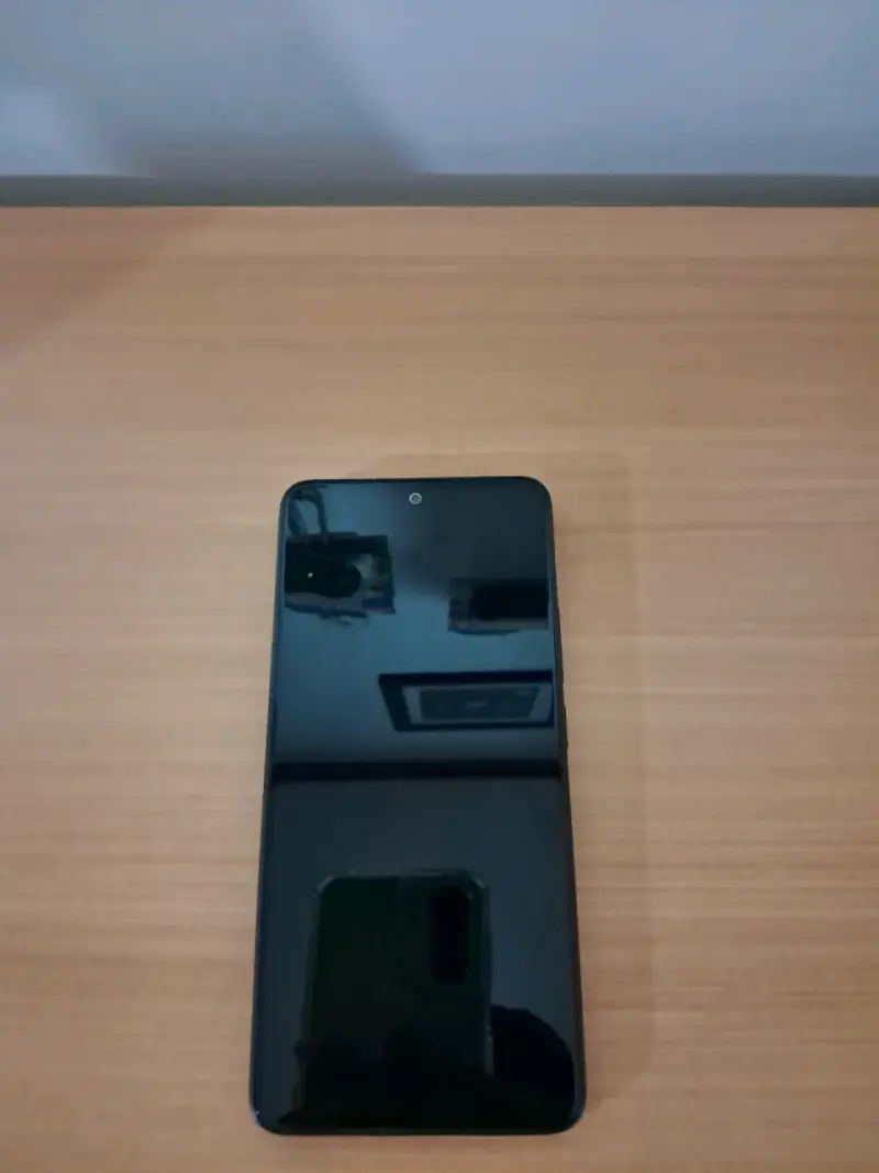 Smartphone Xiaomi Redmi Note 14 con cámara de 108MP - 4
