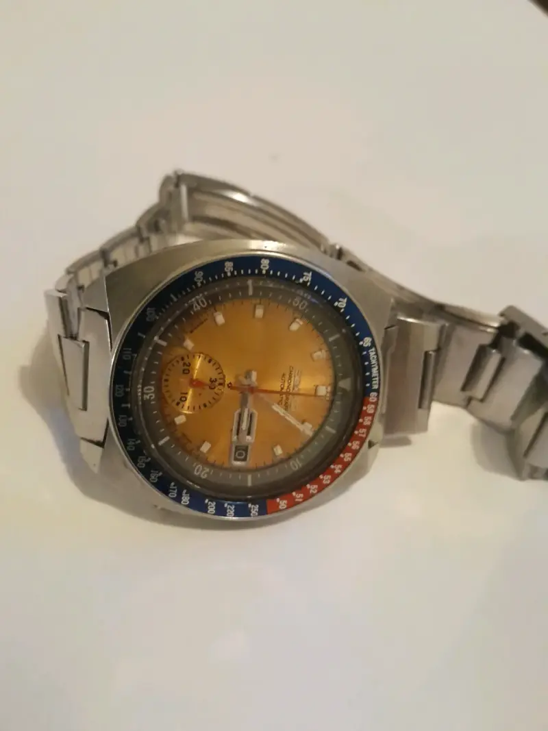 Reloj automático Seiko vintage con esfera dorada - 1