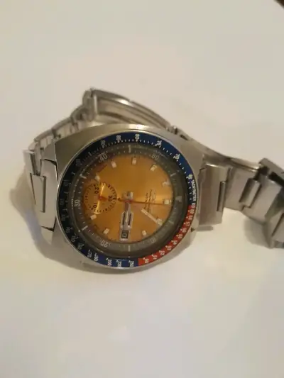 Reloj automático Seiko vintage con esfera dorada - miniatura 1
