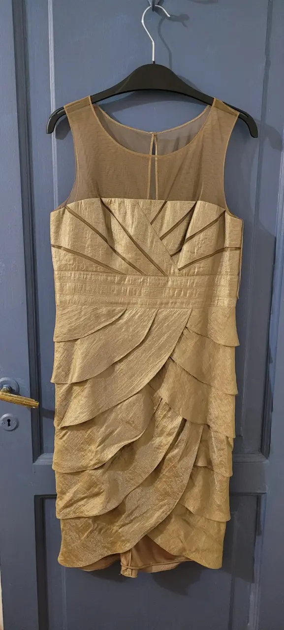 Vestido dorado con bolero Privilege talla 42 - 2
