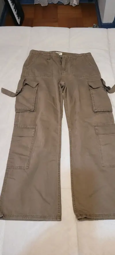 Jeans de mezclilla con diseño y cargo - miniatura 4