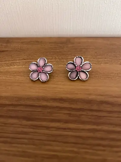 Aros de flor rosada réplica estilo Hermione - miniatura 2