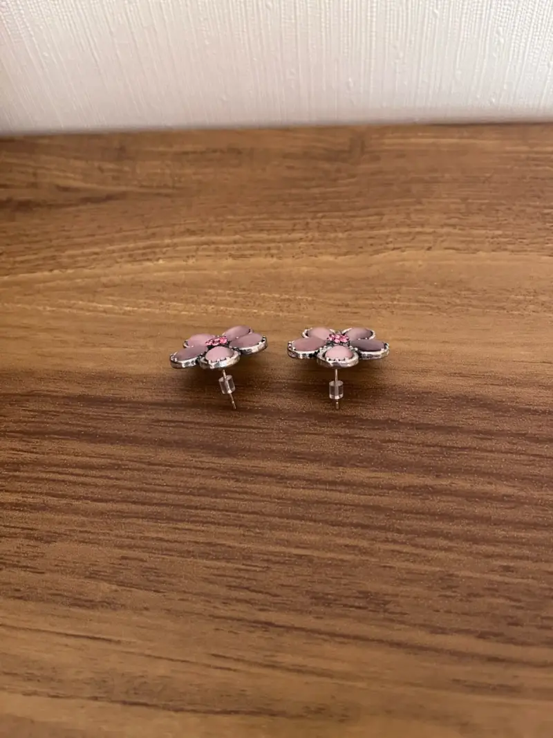 Aros de flor rosada réplica estilo Hermione - 4