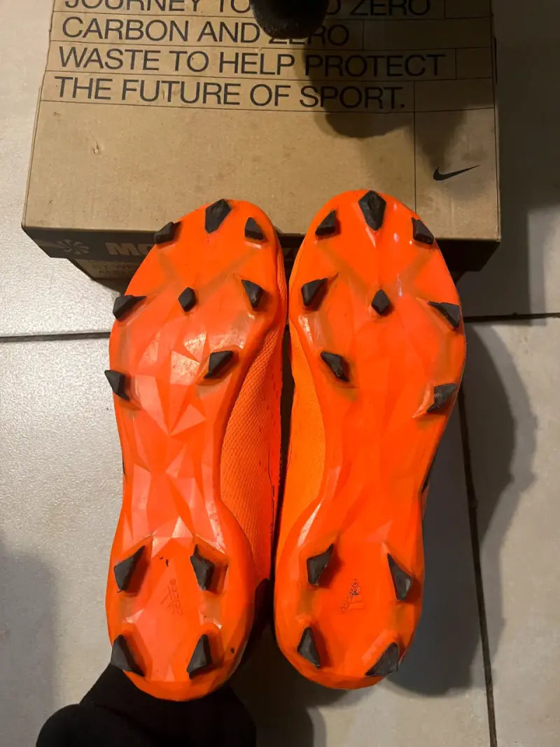 Botines de fútbol Adidas Predator naranjas - 1