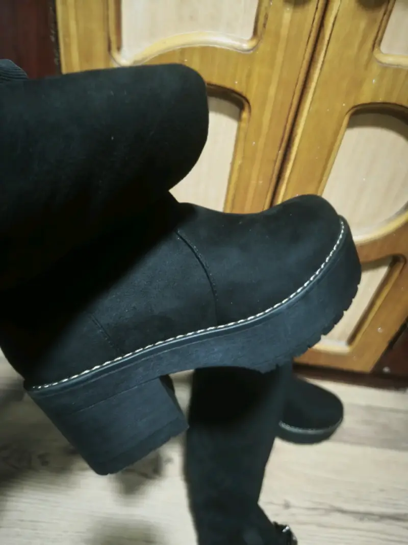 Botas negras de gamuza con plataforma - 3