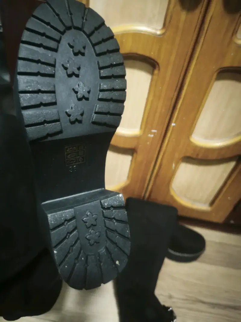 Botas negras de gamuza con plataforma - 4