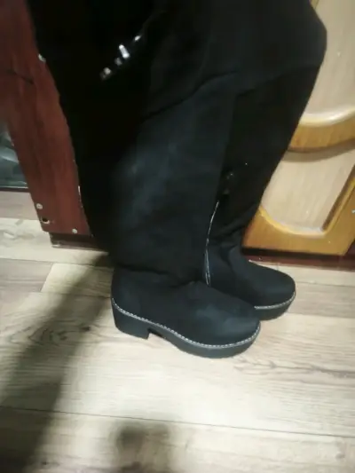 Botas negras de gamuza con plataforma - miniatura 6