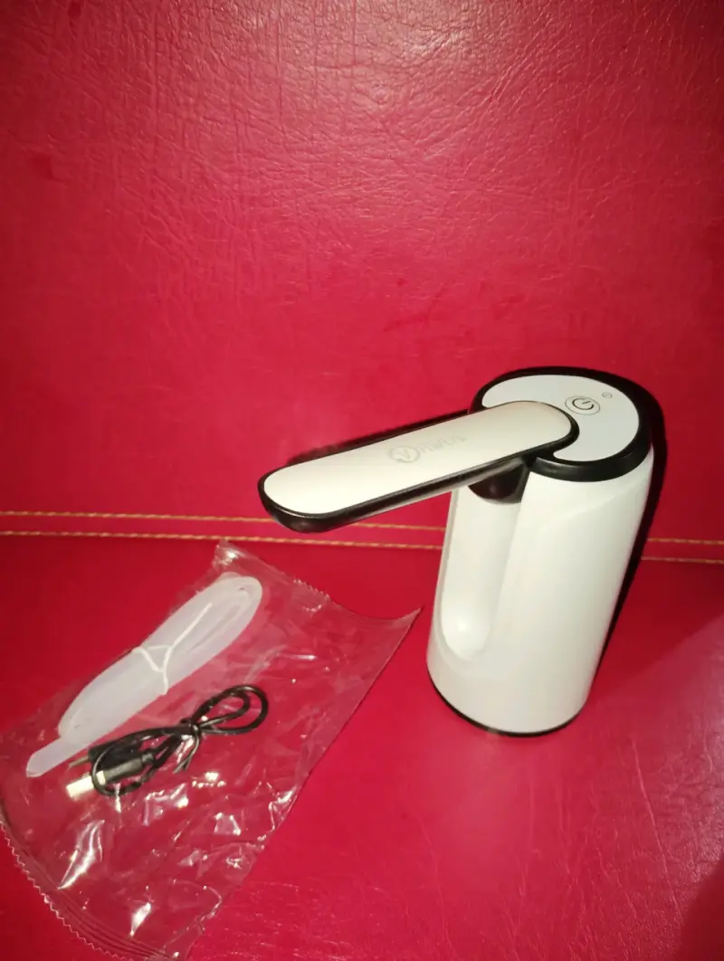 Dispensador de Agua USB Recargable VWH-081 - 1
