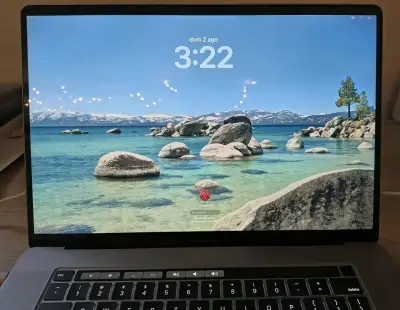 MacBook Pro 16" (2019) – Como Nuevo, Poco Uso - miniatura 2