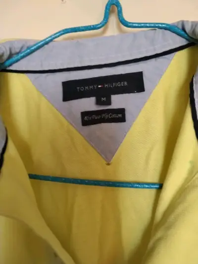 Polera Polo Amarilla Tommy Hilfiger Talla M - miniatura 1