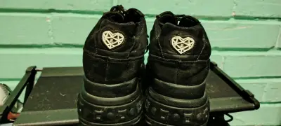 Zapatillas negras de plataforma - miniatura 2