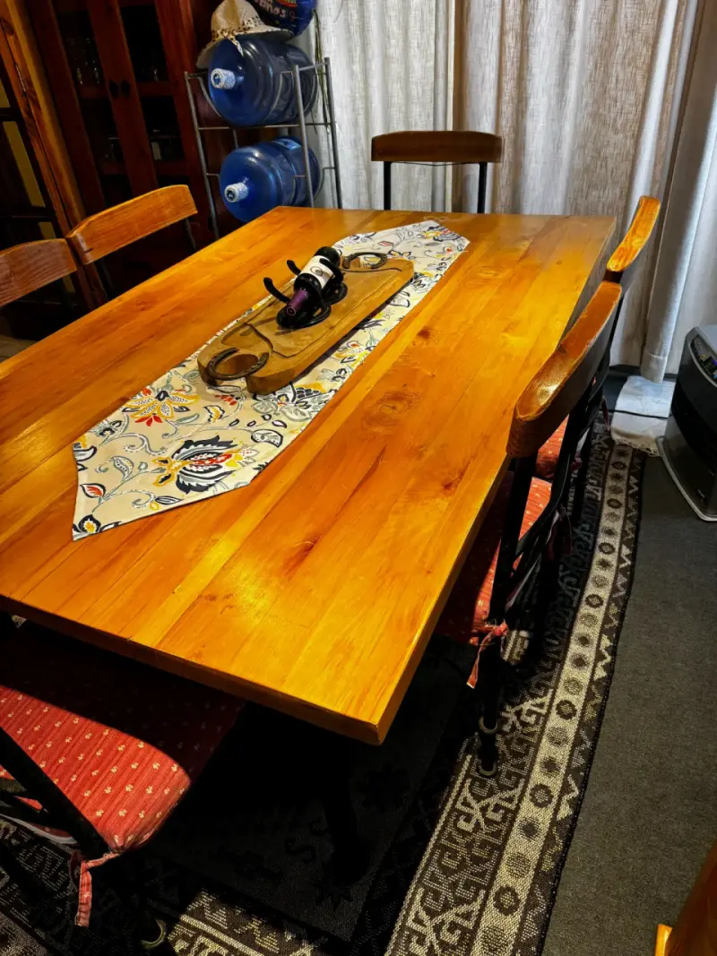 Comedor de madera con 6 sillas estilo etrusco - 1