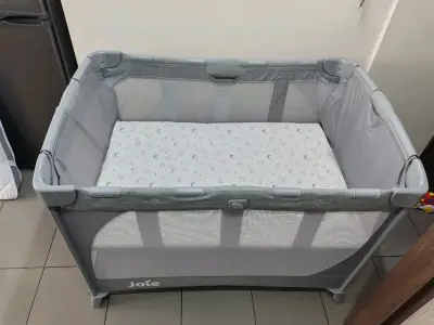 Cuna Corral Plegable Joie Gris - miniatura 1