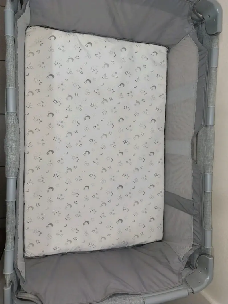 Cuna Corral Plegable Joie Gris - 2